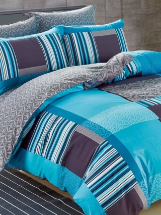 Komplet pościeli bawełna – niebiesko-szara w pasy i geometryczny wzór, 140x200 cm + 1x70x80 cm – M1030